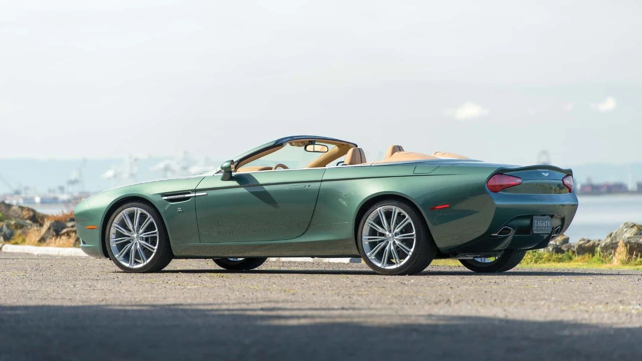 意大利制造的阿斯顿·马丁见过吗？DB9 Spyder Zagato Centennial